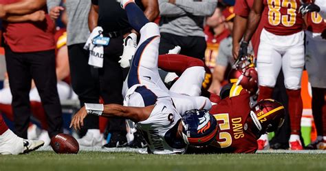 denver broncos suck|Denver Broncos blow it vs. Washington Commanders in tough 35 .